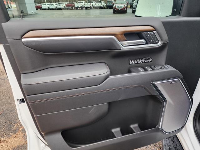 new 2025 Chevrolet Silverado 1500 car, priced at $65,752