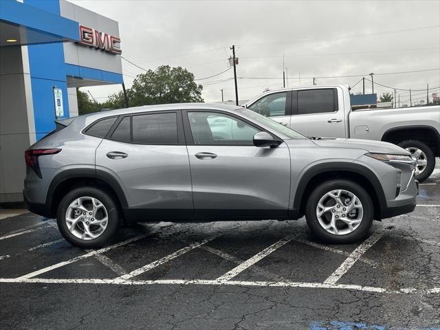 new 2025 Chevrolet Trax car, priced at $22,358