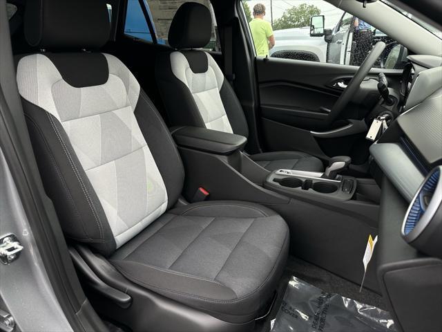 new 2025 Chevrolet Trax car, priced at $22,358