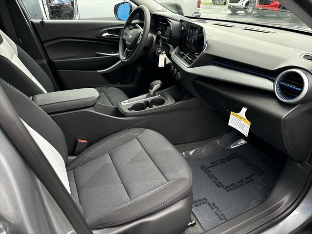 new 2025 Chevrolet Trax car, priced at $22,358