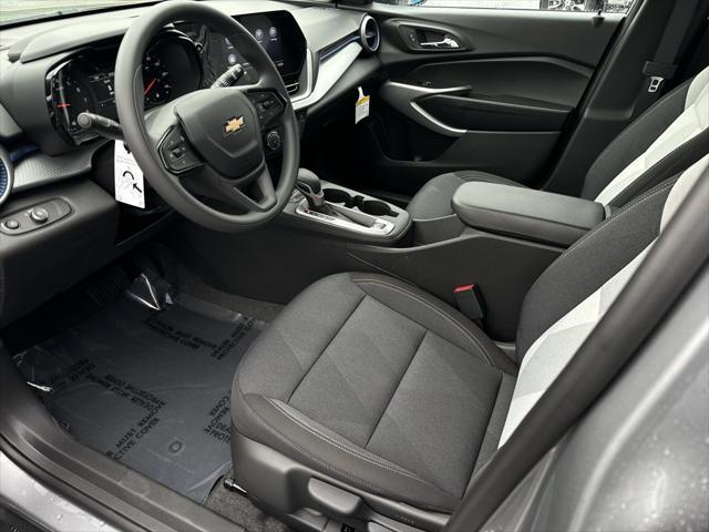 new 2025 Chevrolet Trax car, priced at $22,358