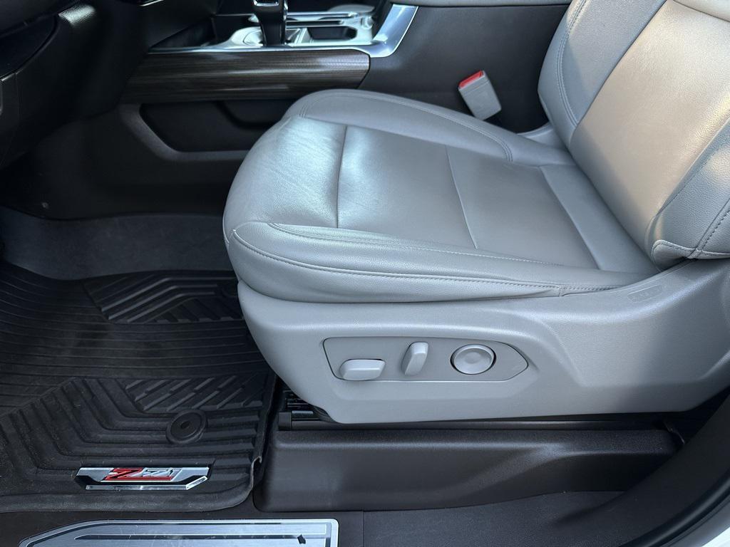 used 2022 Chevrolet Silverado 1500 car, priced at $38,977