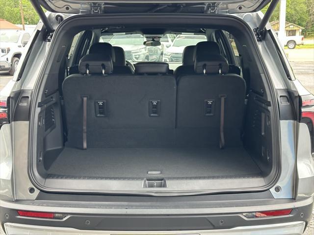 new 2025 Chevrolet Traverse car, priced at $43,695