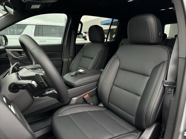 new 2025 Chevrolet Traverse car, priced at $43,695