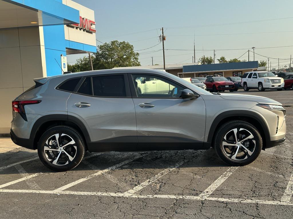 new 2025 Chevrolet Trax car, priced at $23,487
