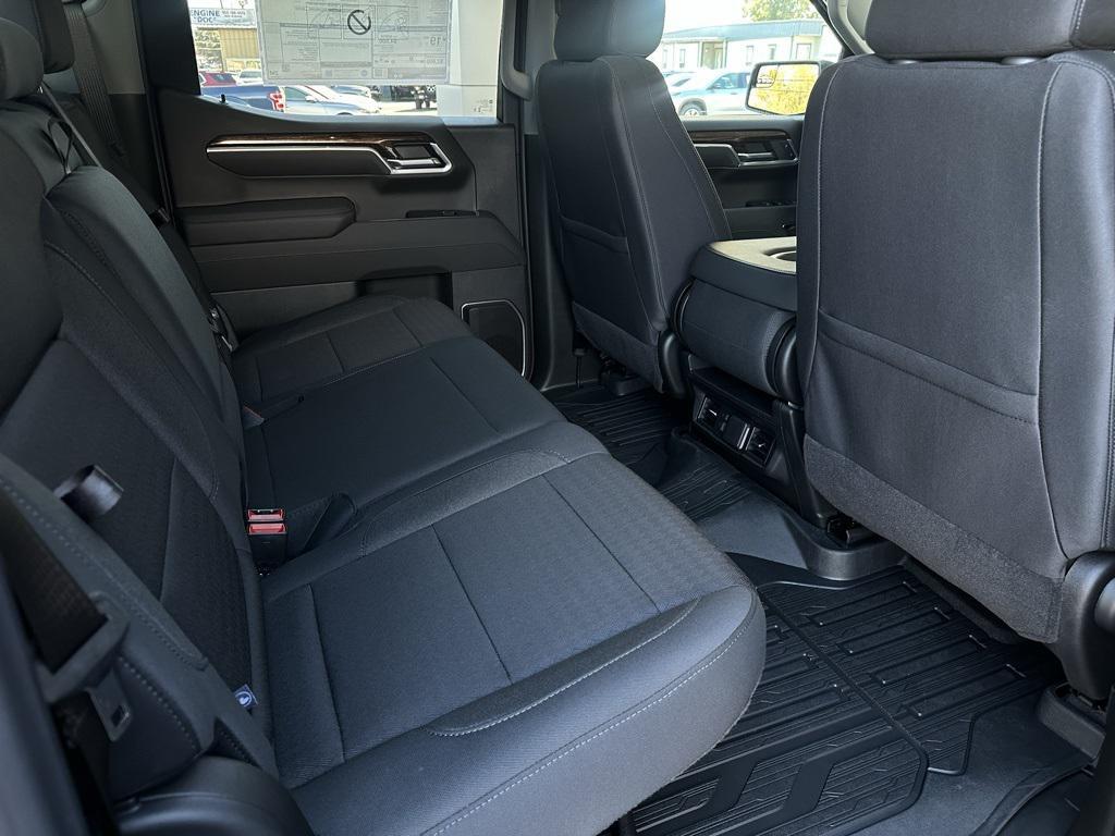 new 2026 GMC Sierra 1500 car, priced at $43,590