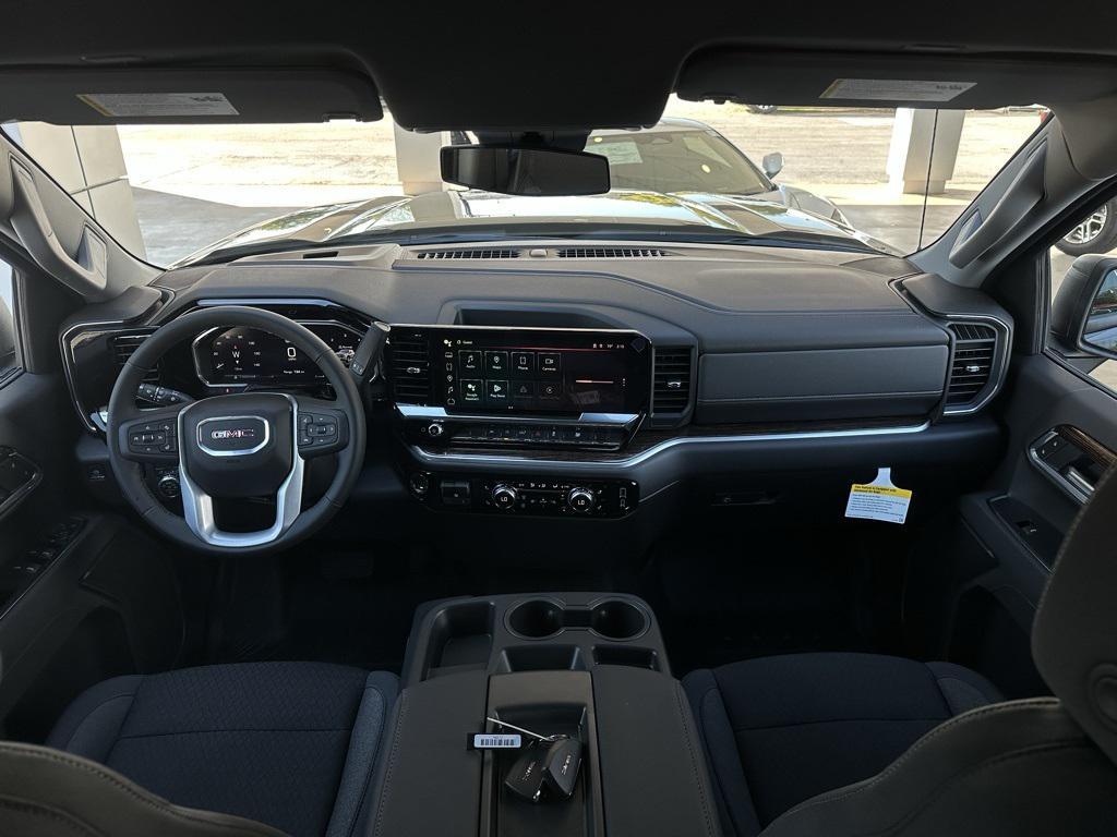 new 2026 GMC Sierra 1500 car, priced at $43,590