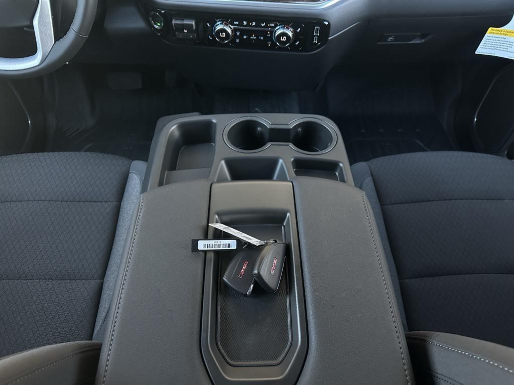 new 2026 GMC Sierra 1500 car, priced at $43,590