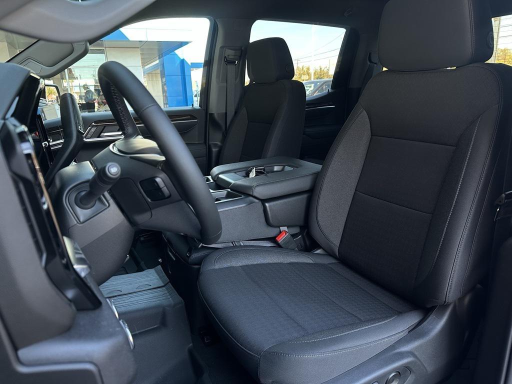 new 2026 GMC Sierra 1500 car, priced at $43,590