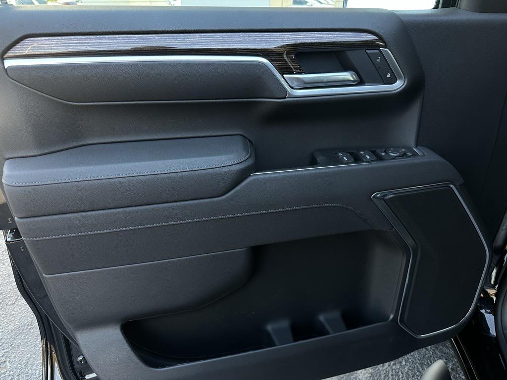 new 2026 GMC Sierra 1500 car, priced at $43,590