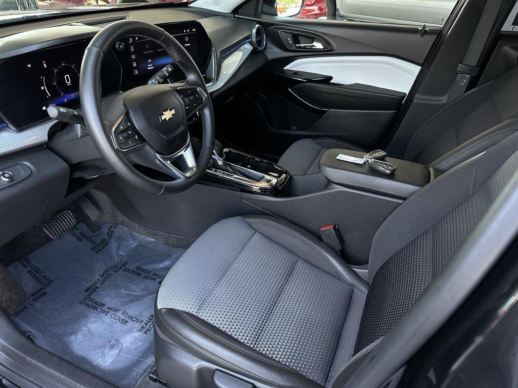 used 2025 Chevrolet Trax car, priced at $23,581