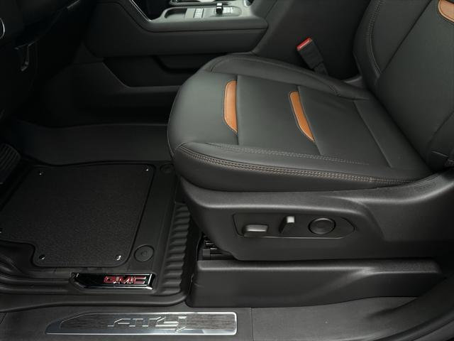 new 2025 GMC Sierra 2500 car, priced at $86,062