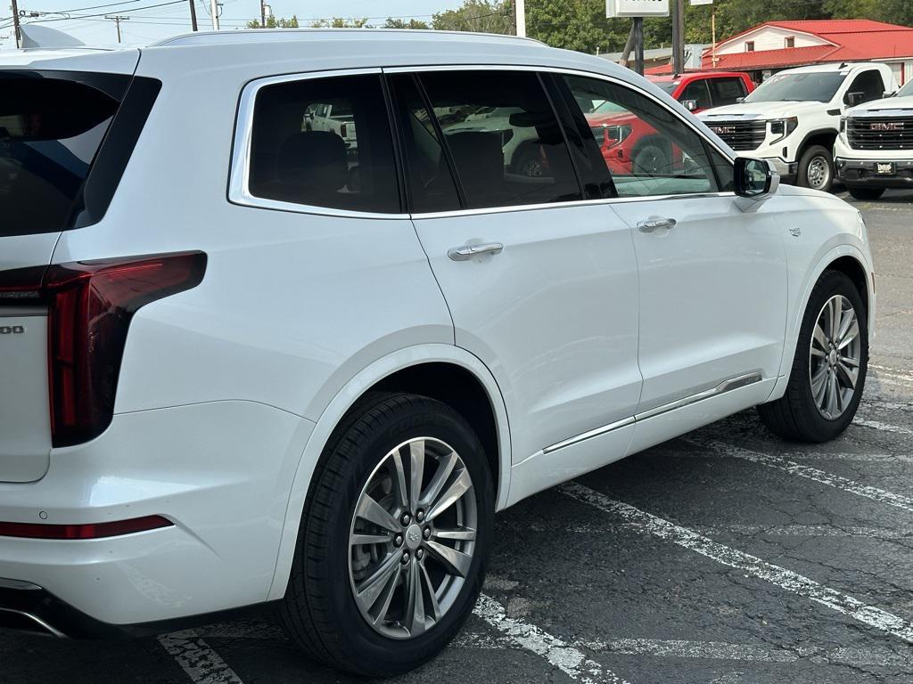 used 2021 Cadillac XT6 car, priced at $29,385
