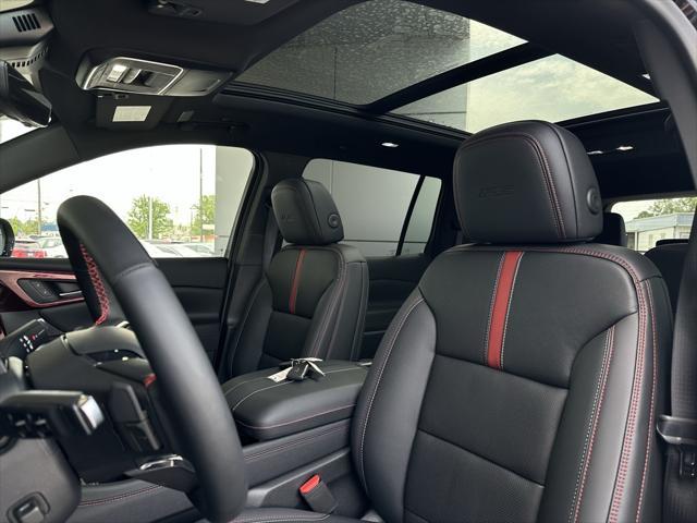 new 2025 Chevrolet Traverse car, priced at $54,917