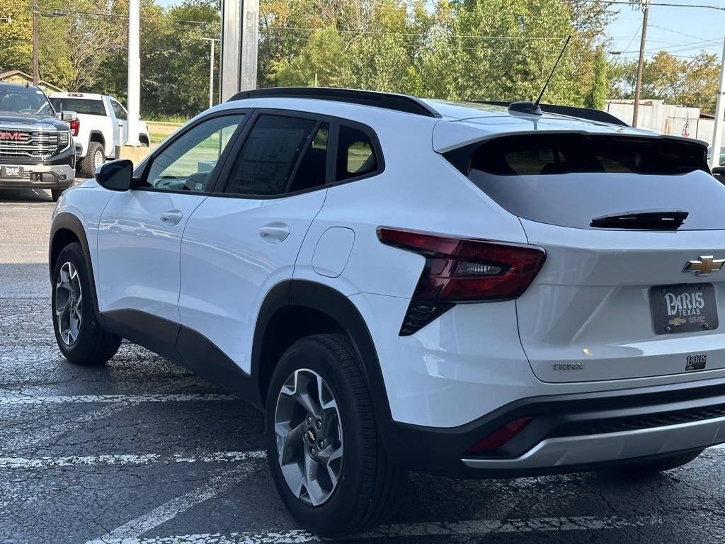 new 2025 Chevrolet Trax car, priced at $24,690