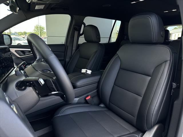 new 2025 Chevrolet Traverse car, priced at $45,269