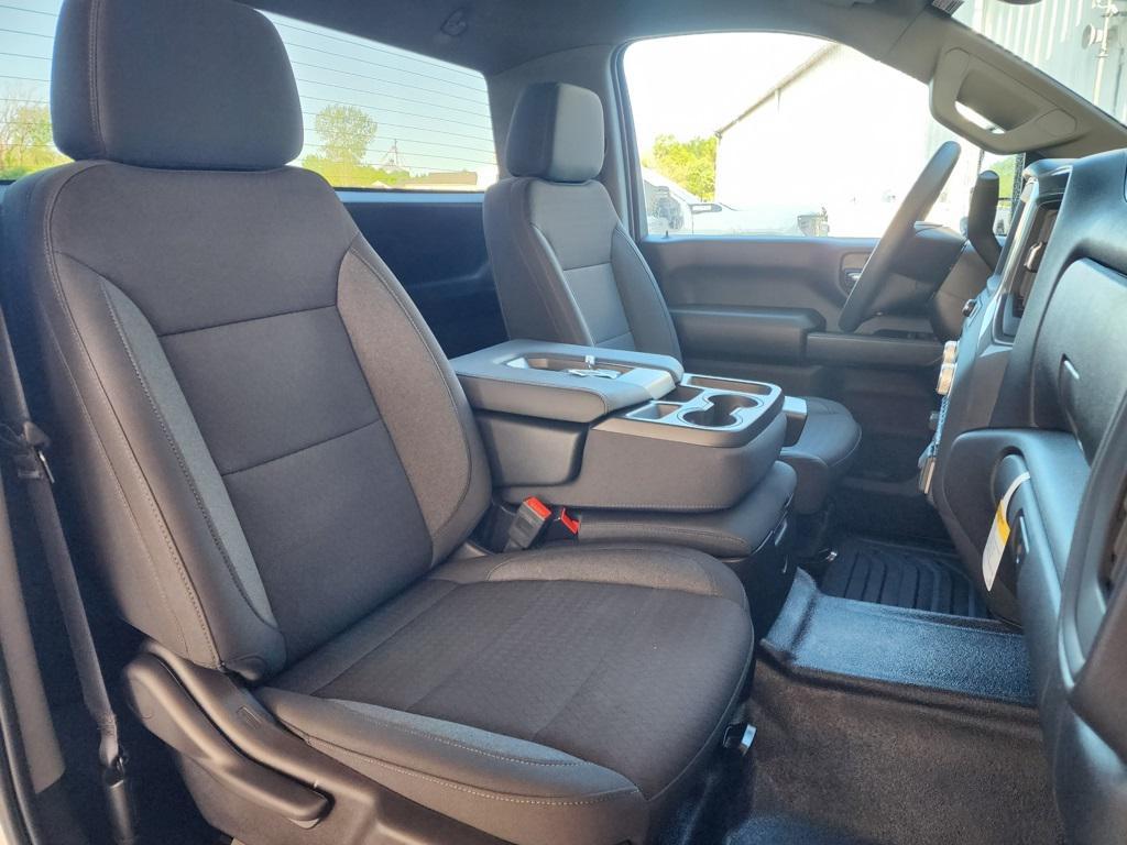 new 2025 GMC Sierra 2500 car, priced at $52,249