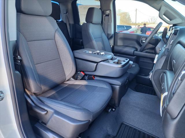 new 2025 GMC Sierra 1500 car, priced at $37,669