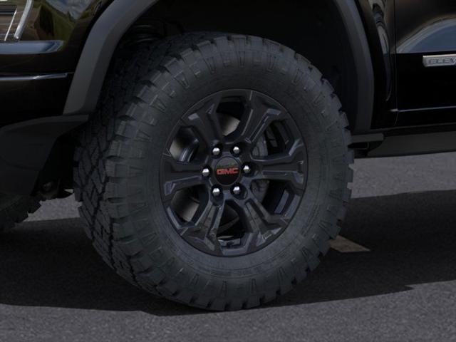 new 2025 GMC Canyon car, priced at $39,112