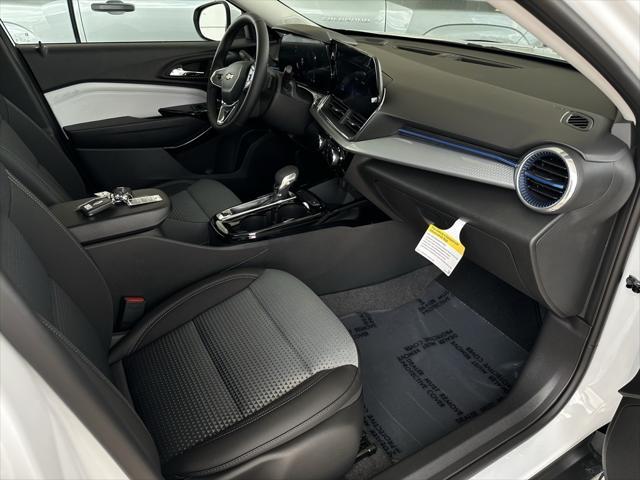 new 2025 Chevrolet Trax car, priced at $24,470