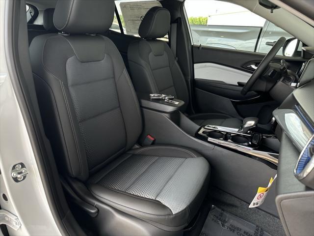 new 2025 Chevrolet Trax car, priced at $24,470