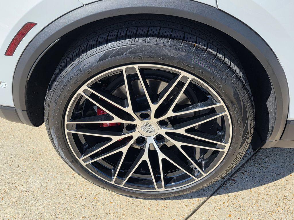 used 2025 Porsche Macan car, priced at $89,900