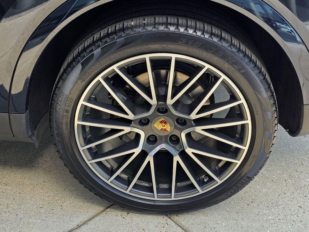 used 2019 Porsche Cayenne car, priced at $38,925
