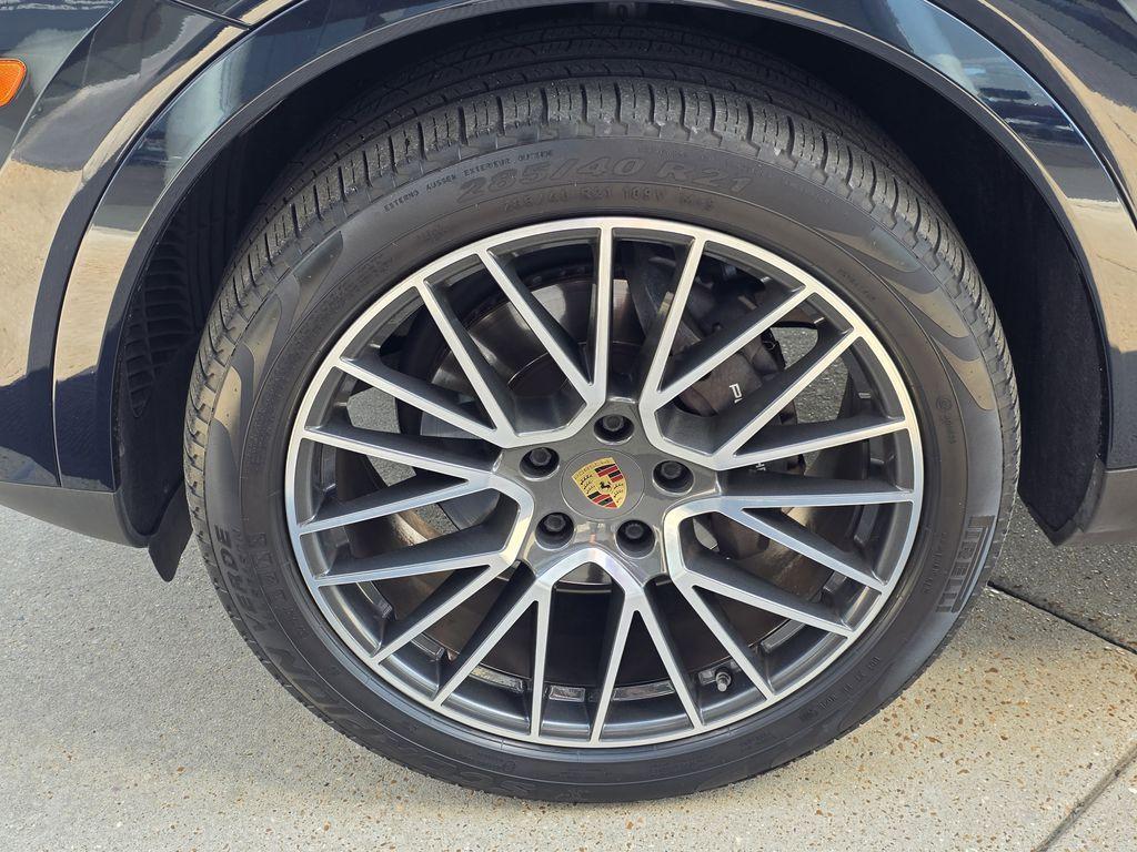 used 2019 Porsche Cayenne car, priced at $38,925