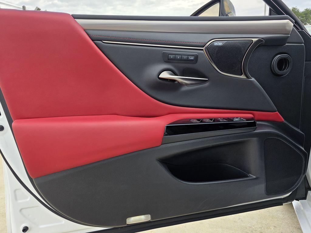 used 2022 Lexus ES 350 car, priced at $36,433