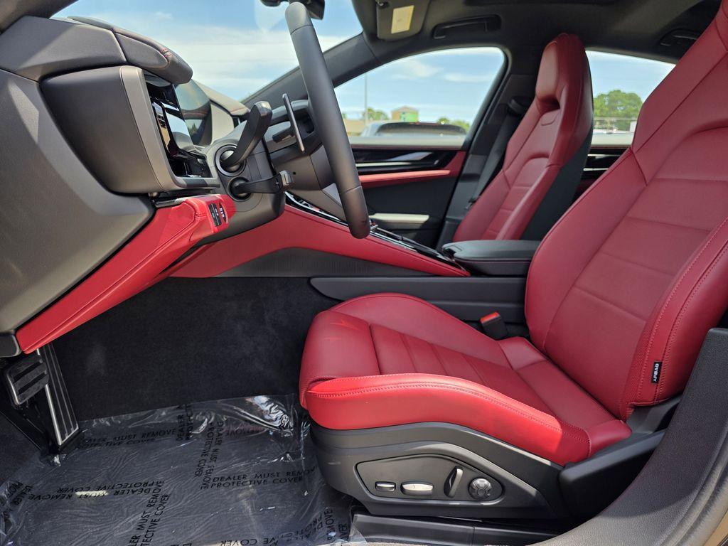 new 2025 Porsche Panamera car, priced at $126,335