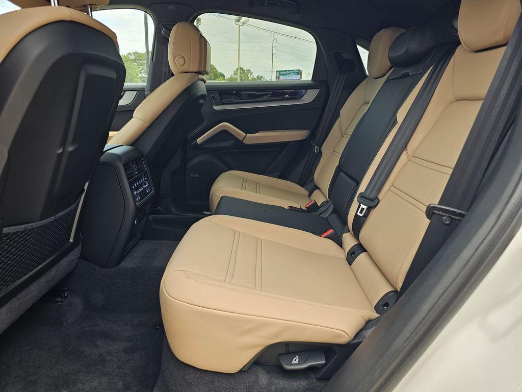 new 2025 Porsche Cayenne car, priced at $136,685