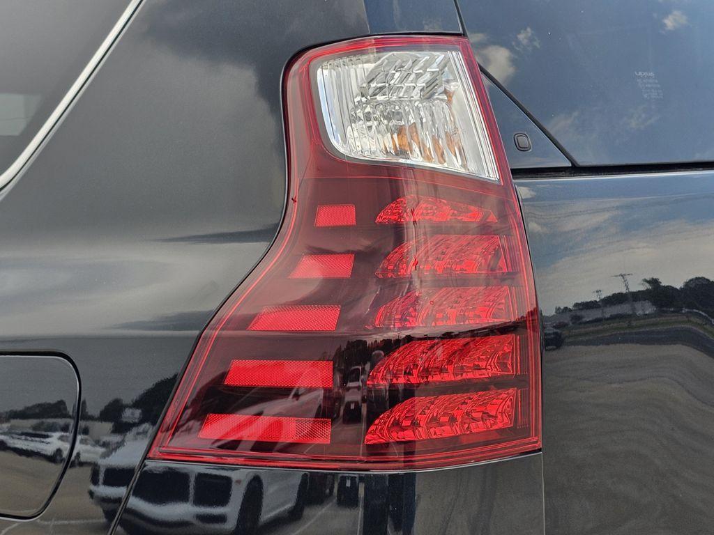 used 2022 Lexus GX 460 car, priced at $53,006