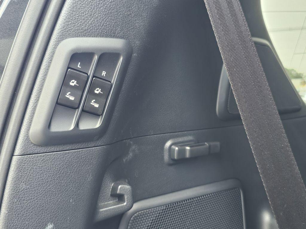 used 2022 Lexus GX 460 car, priced at $53,006