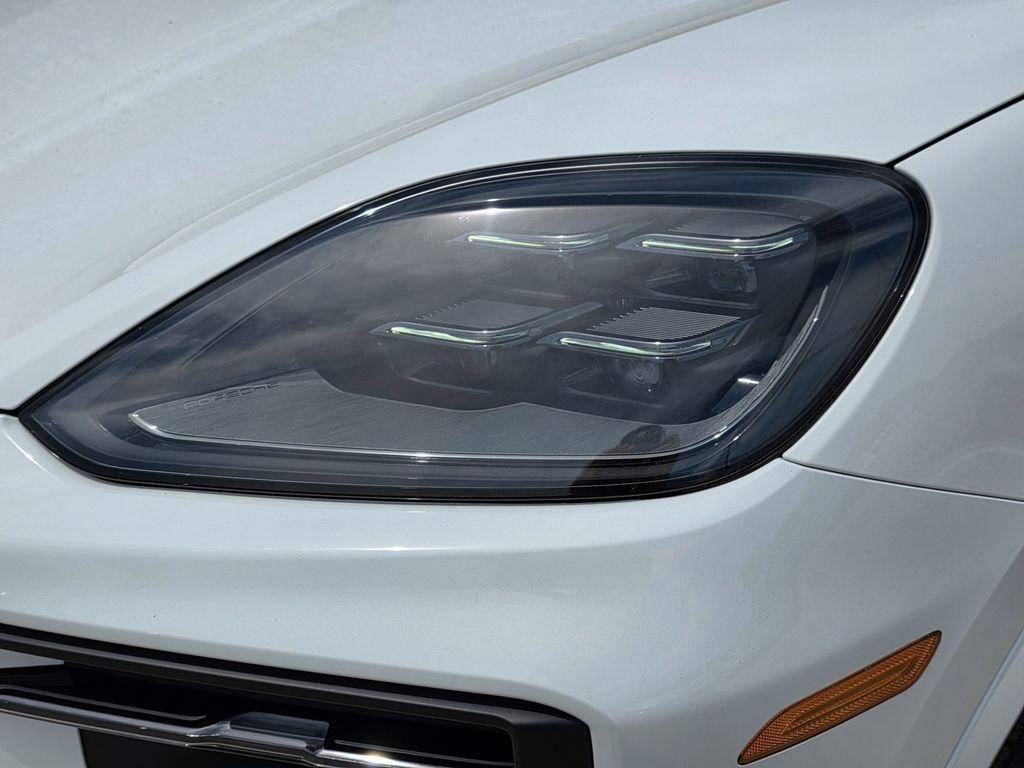 new 2025 Porsche Cayenne car, priced at $107,775