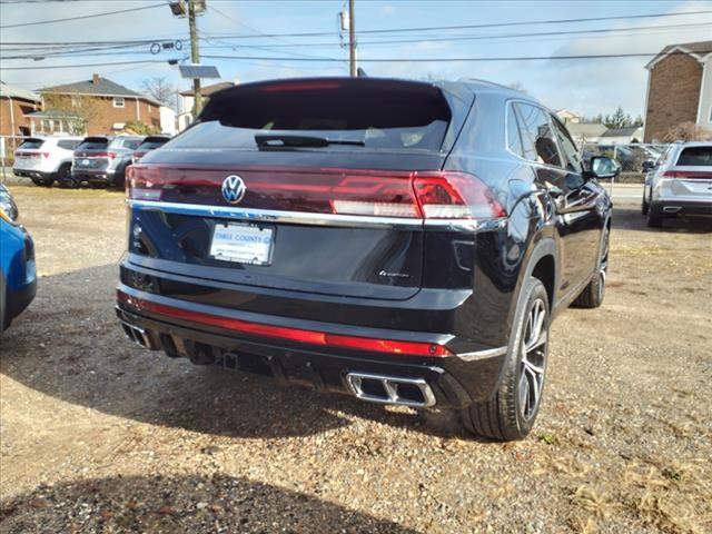 new 2025 Volkswagen Atlas Cross Sport car, priced at $55,623