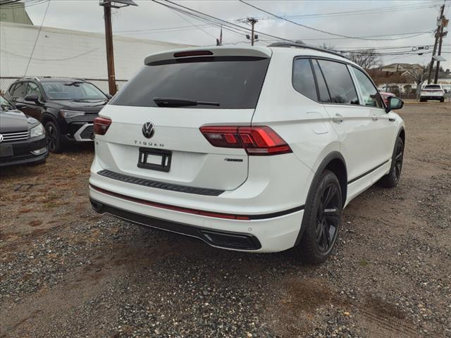 new 2024 Volkswagen Tiguan car, priced at $39,004