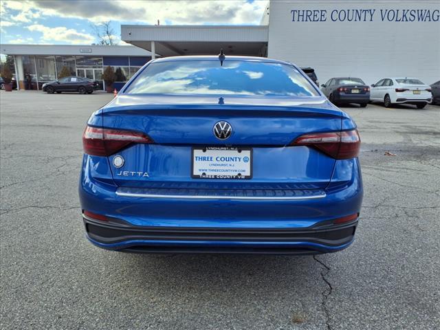 used 2024 Volkswagen Jetta car