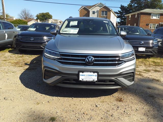 new 2024 Volkswagen Tiguan car, priced at $33,274