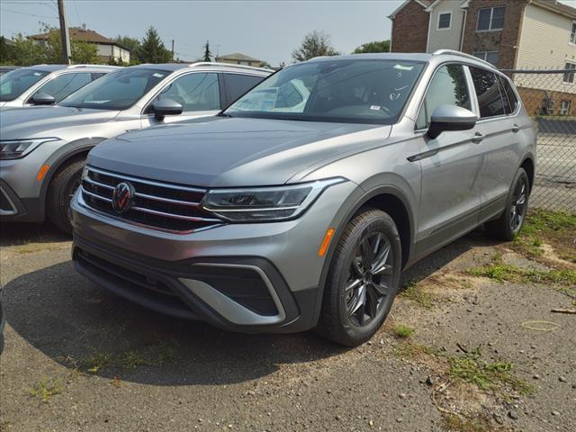 new 2024 Volkswagen Tiguan car, priced at $36,616