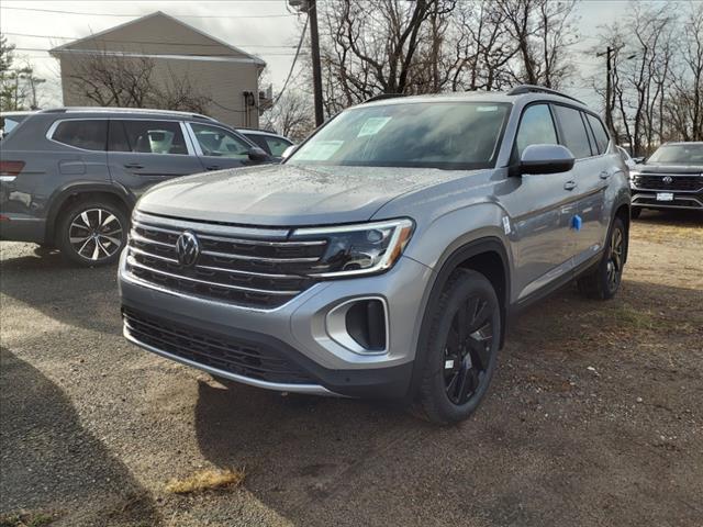 new 2025 Volkswagen Atlas car, priced at $49,582