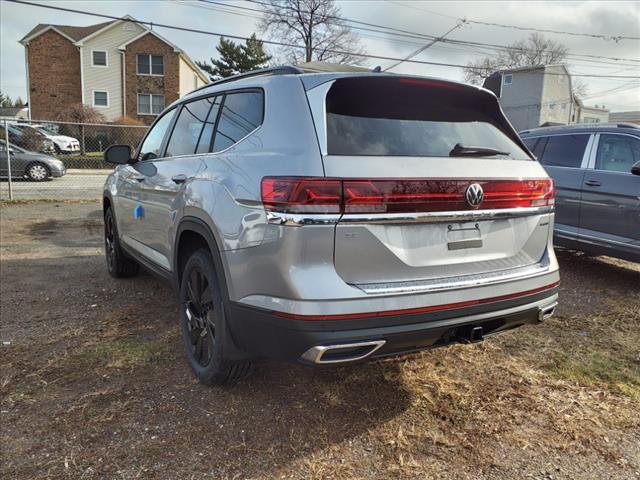 new 2025 Volkswagen Atlas car, priced at $49,582