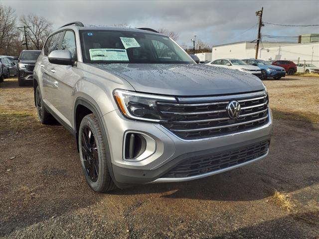 new 2025 Volkswagen Atlas car, priced at $49,582