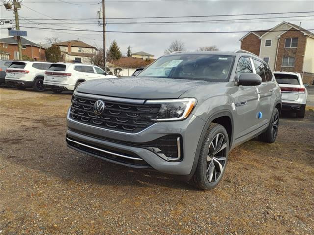 new 2025 Volkswagen Atlas car, priced at $56,858