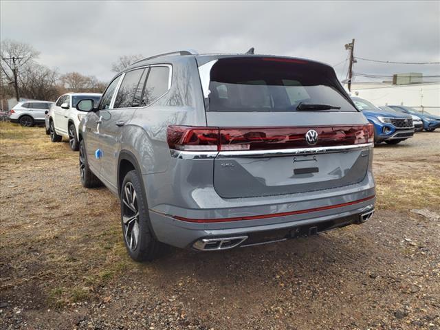 new 2025 Volkswagen Atlas car, priced at $56,858