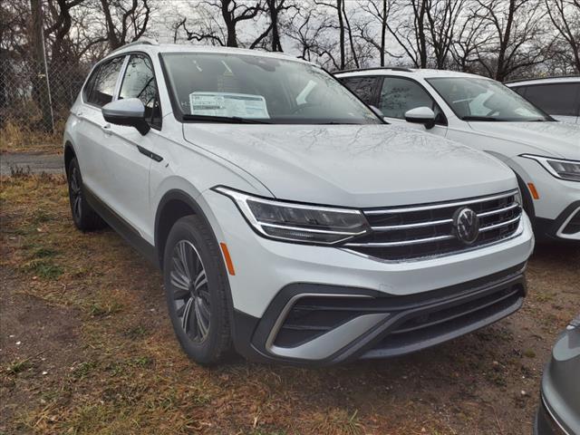 new 2024 Volkswagen Tiguan car, priced at $36,051