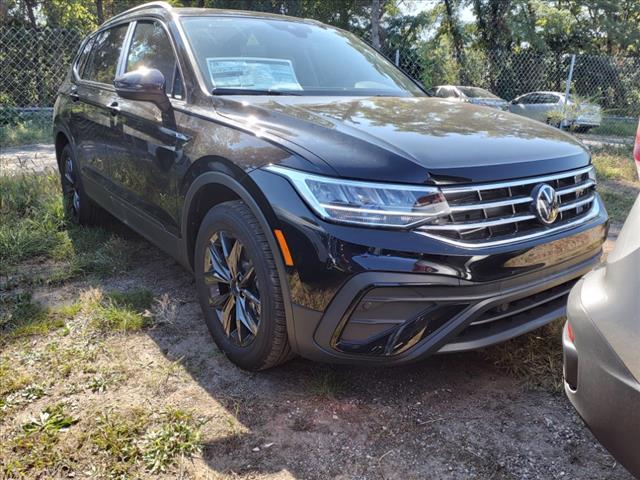 new 2024 Volkswagen Tiguan car, priced at $36,579