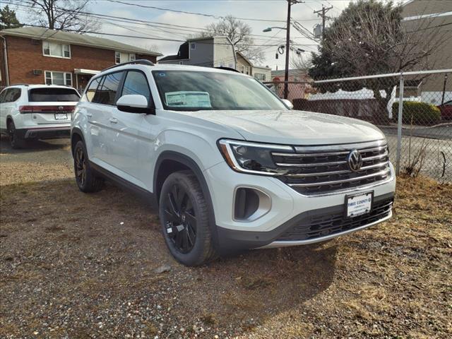 new 2025 Volkswagen Atlas car, priced at $50,122