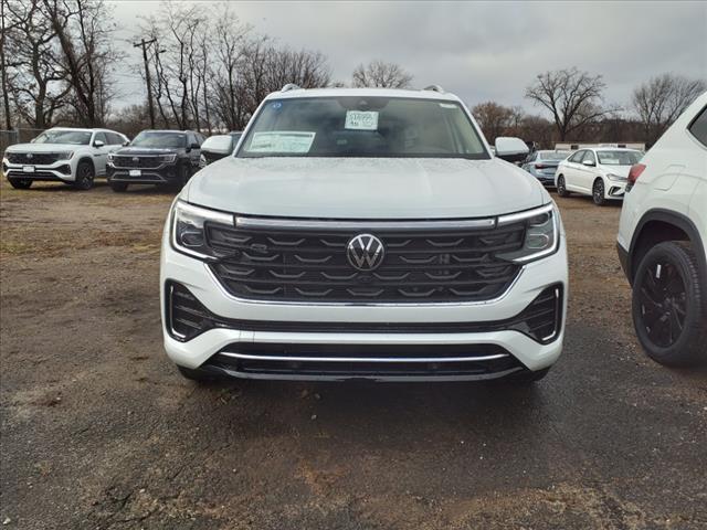 new 2025 Volkswagen Atlas car, priced at $57,956