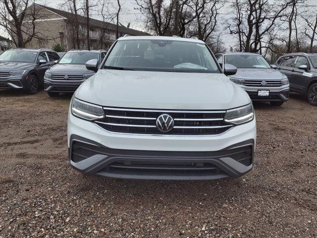 new 2024 Volkswagen Tiguan car, priced at $36,051