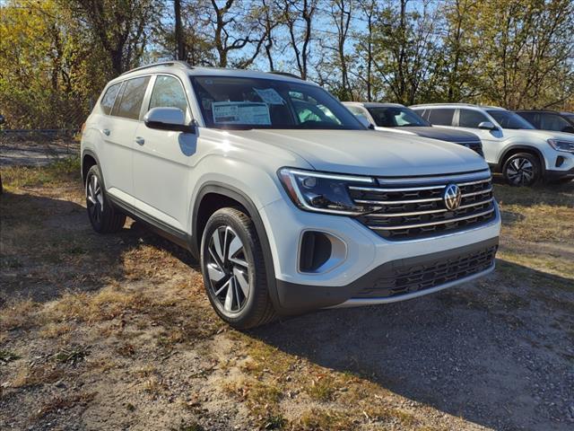 new 2025 Volkswagen Atlas car, priced at $48,432